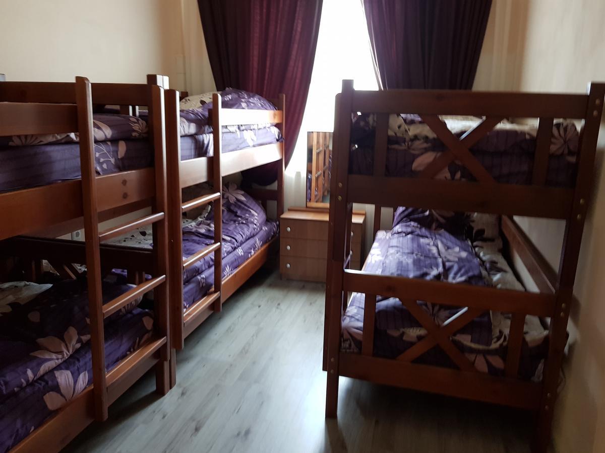 Къща За Гости Садово Guest House Sadovo Exteriör bild