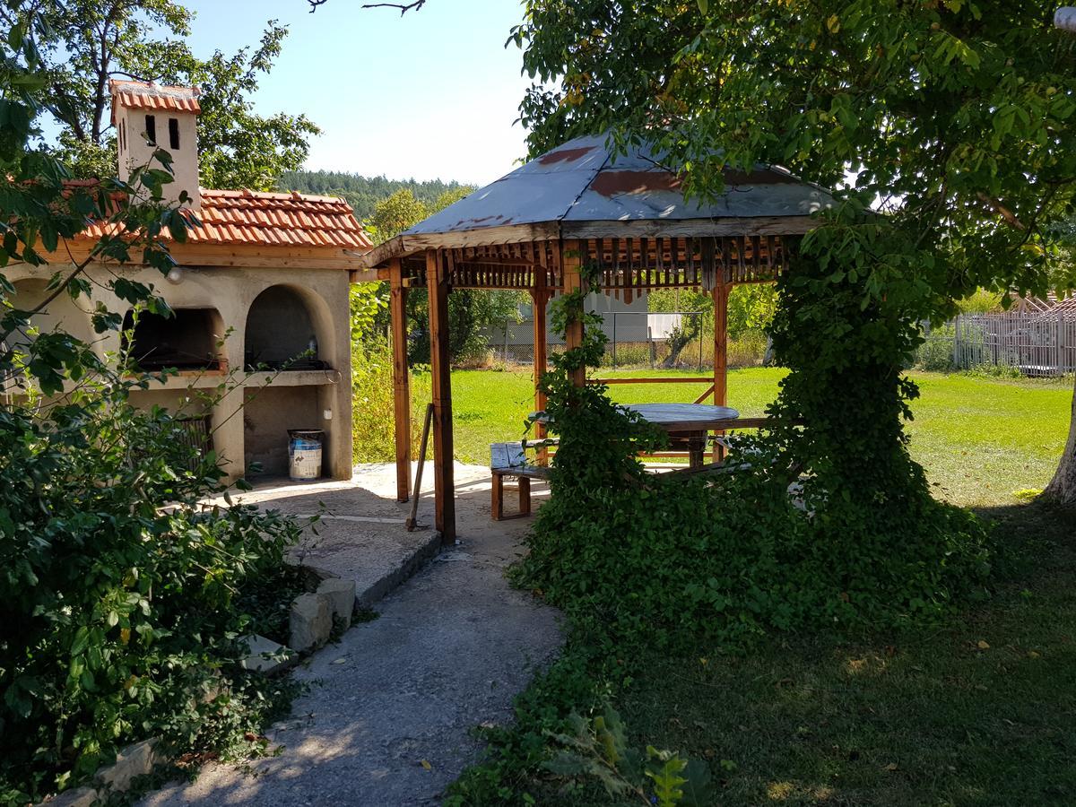 Къща За Гости Садово Guest House Sadovo Exteriör bild